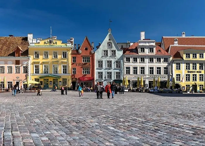 Cozy On Veerenni St, Garden Views. Appartement Tallinn