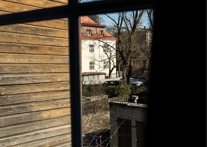 Cozy On Veerenni St, Garden Views. Таллин